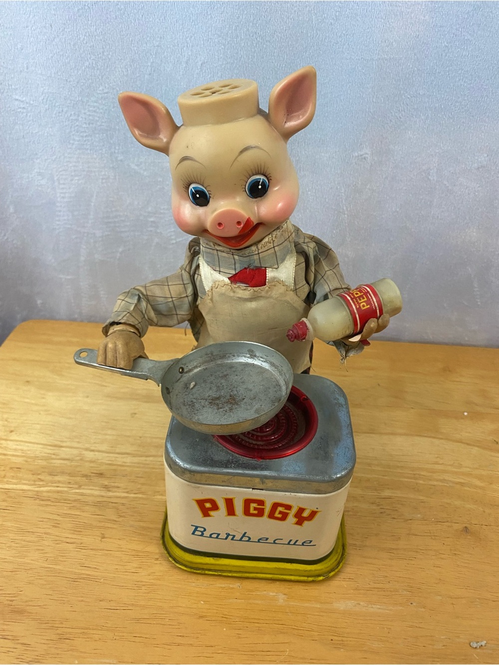 Vintage 1950s Yonezawa "Piggy Cook" Japanese Litho Toy